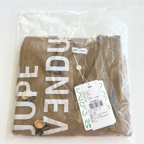 New JUPE VENDUE V-Neck Sweater Bee Vest Women’s SIZE L Khaki Rolled Hem Sequin - Picture 8 of 8